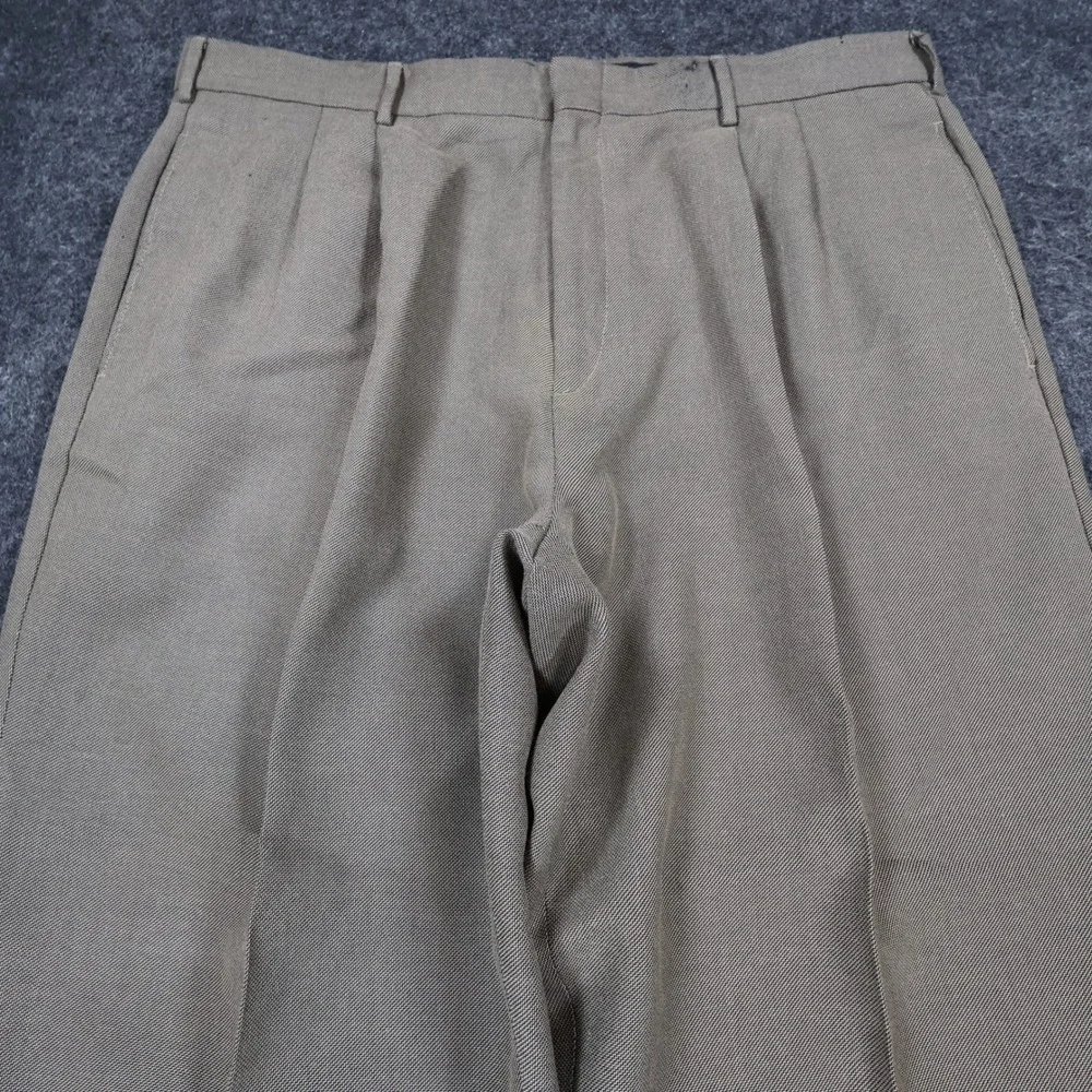 Van Heusen Dress Pants Mens 38x30 Brown Rayon‎ Polyester Pleated Relaxed Slacks